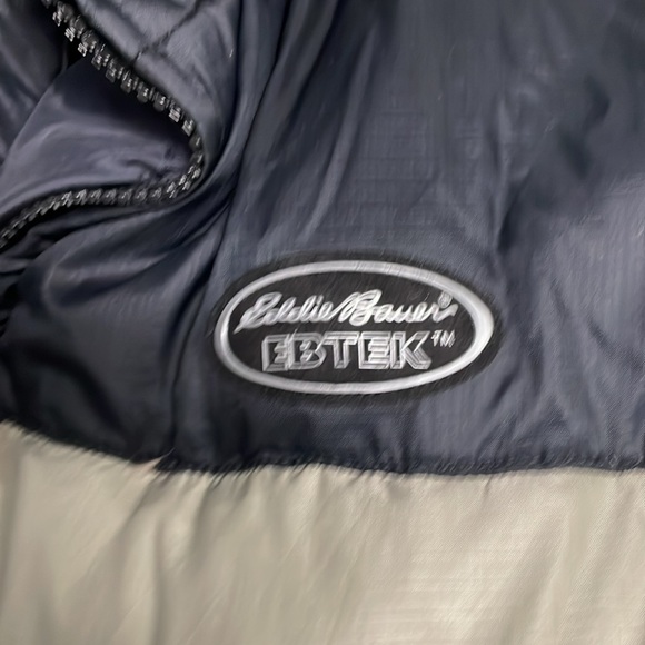 Eddie Bauer supper down filled puffer coat - Picture 2 of 11